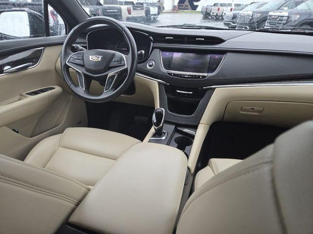 2017 Cadillac XT5 Base