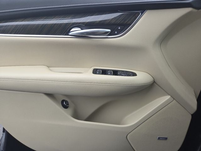 2017 Cadillac XT5 Base