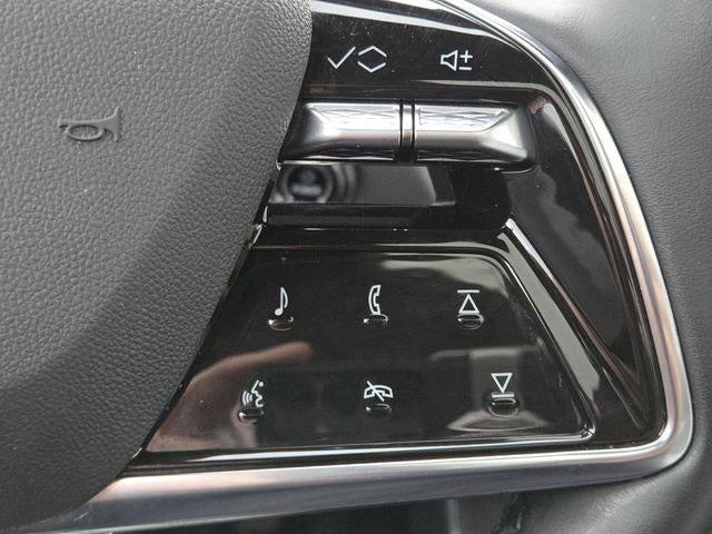 2024 Cadillac LYRIQ Base