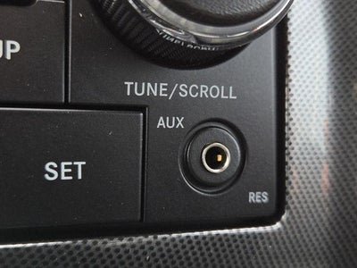 2013 Dodge Challenger SXT