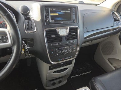 2013 Chrysler Town & Country Touring-L