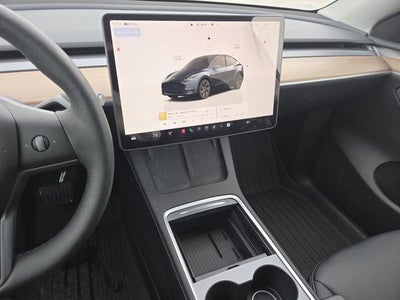 2025 Tesla Model Y Long Range