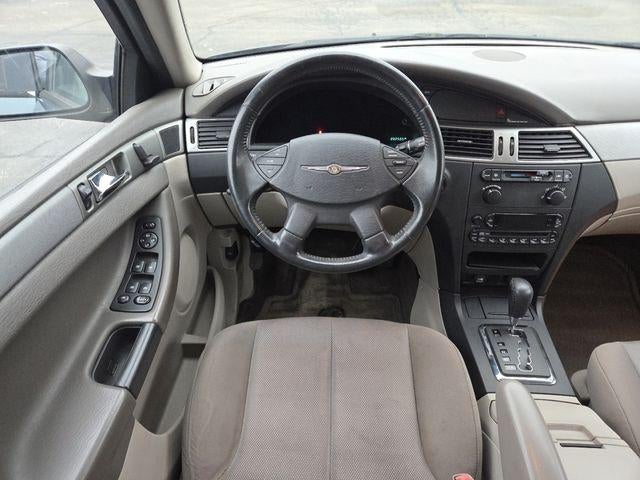 2005 Chrysler Pacifica Base