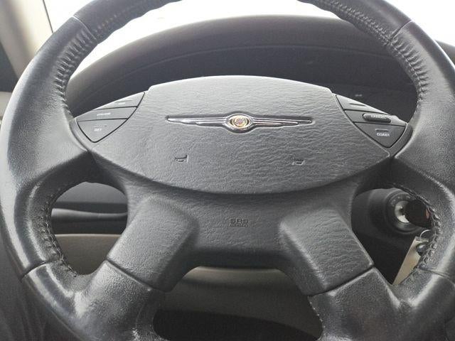 2005 Chrysler Pacifica Base