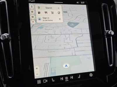 2025 Volvo XC40 B5 Plus Dark Theme