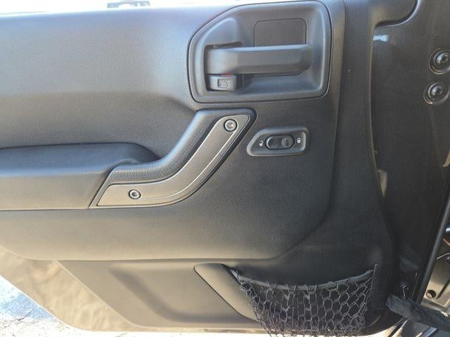 2014 Jeep Wrangler Unlimited 4WD 4dr Sport