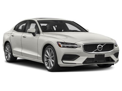 2022 Volvo S60 B5 AWD Momentum