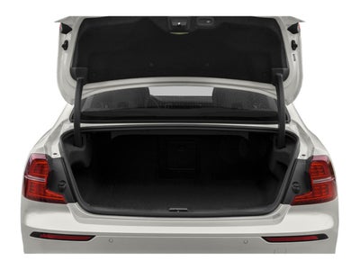 2022 Volvo S60 B5 AWD Momentum